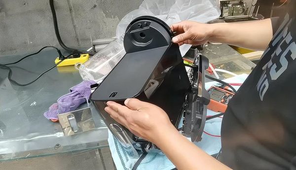 Air2 外壳卡扣断了在哪修_拆机断卡扣_售后把卡扣弄断了