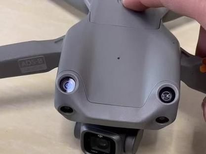 Air2S折叠松动了？武汉维修点在这！