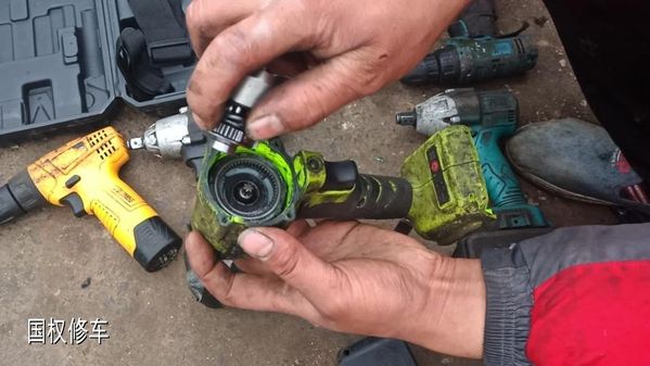 Air2电机进沙怎么办？武汉维修点教你搞定🔧