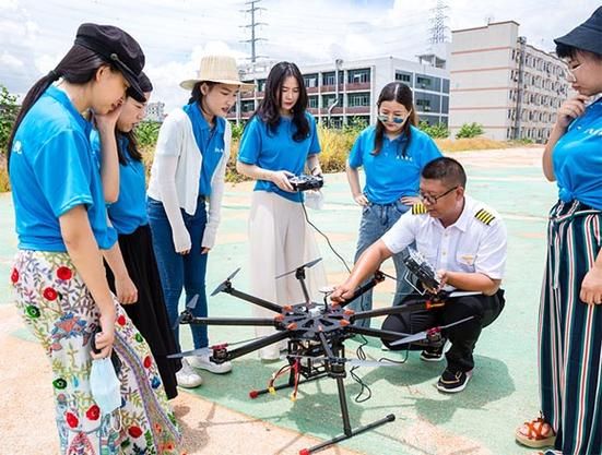 无人机培训学校怎么选？这几点帮你避坑🛩️