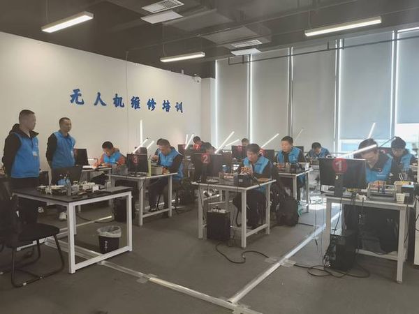 无人机维修培训哪里正规？武汉这家靠谱又实惠💰