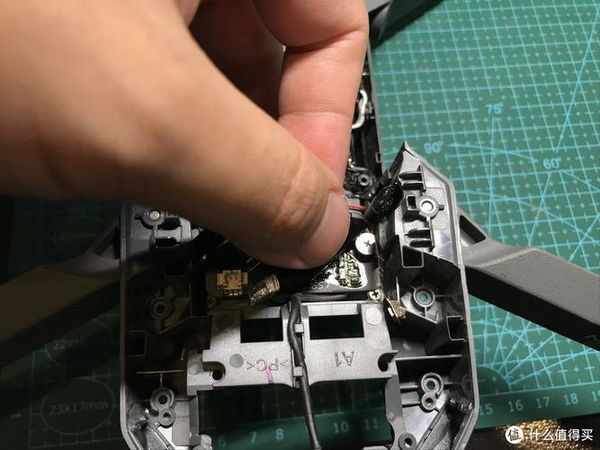 大疆Mavic4Pro坏了怎么办？武汉维修看这里🔧