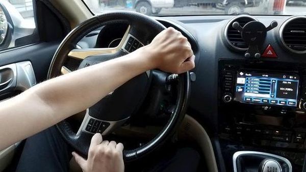 汉口 Mini4 Pro 电池锁电了？教你咋办