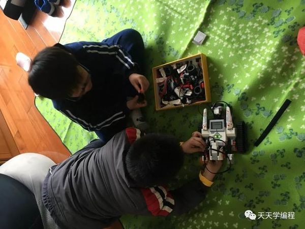 全向避障传感器不准了？教你正确维修校准方法🛸