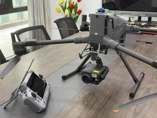 大疆避障镜头碎了？别慌，修起来其实很简单🚁