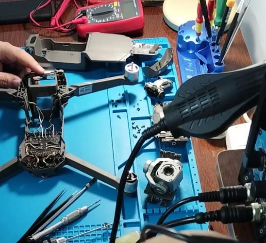 武汉大疆无人机维修哪家好？来运安通，技术专业又实惠！🔧🚁