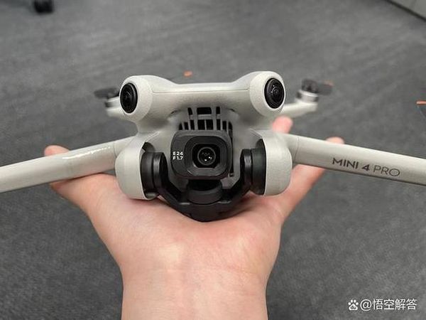 大疆无人机机头歪了怎么校正？别硬掰，看这篇就对了🔧