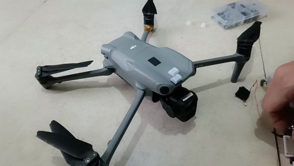Air3撞机壳碎了能修吗😮武汉修无人机看这篇